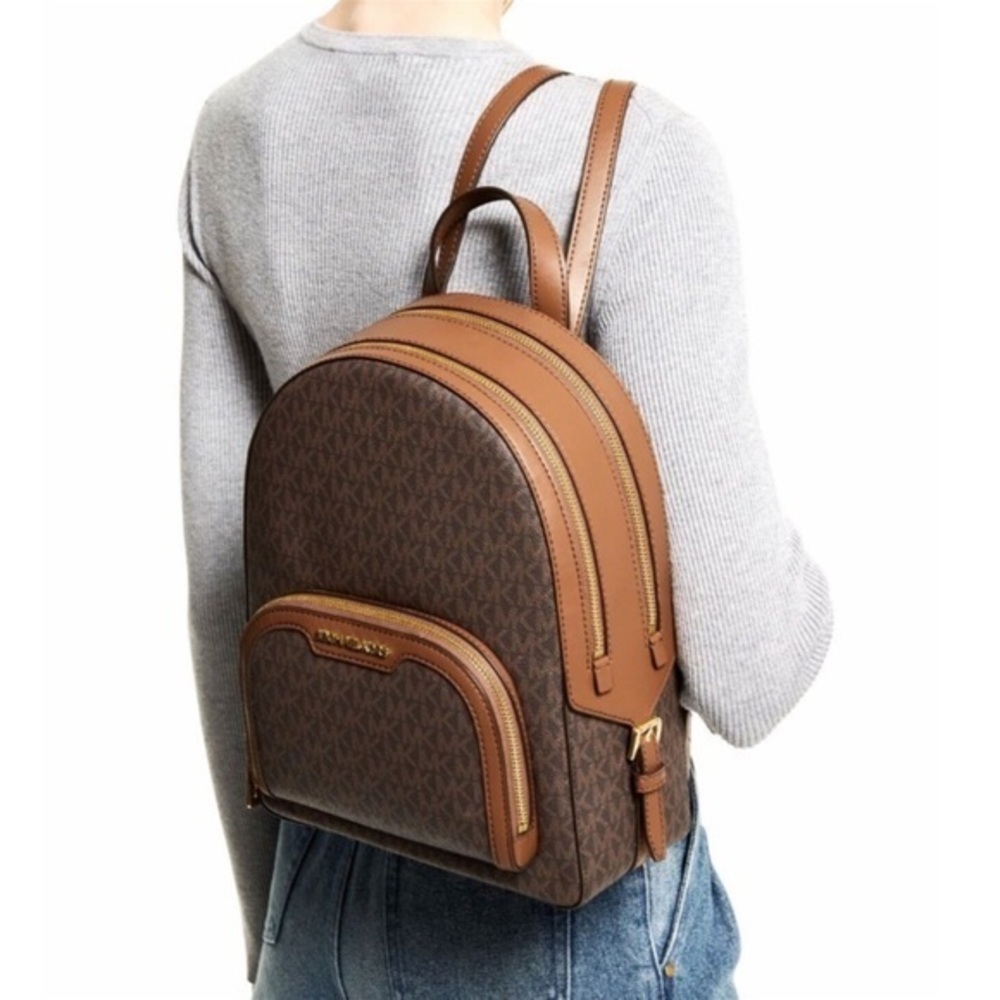 MICHAEL KORS JAYCEE MEDIUM BACKPACK BROWN SIGNATURE COLOR